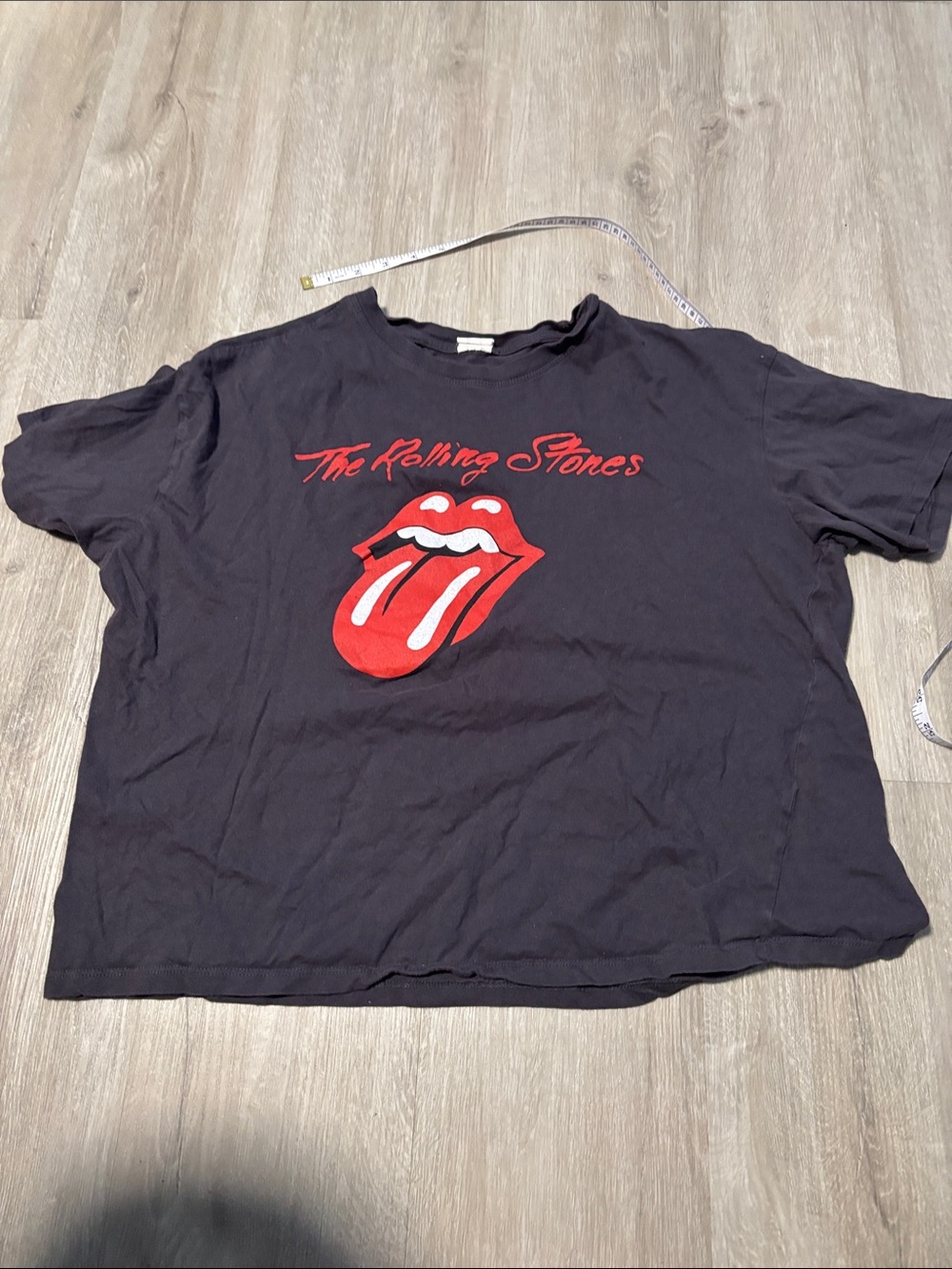 Streetwear Society Rollingstones Grey Crop Top with Red Tongue Graphic